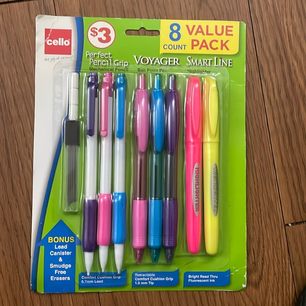 8 count pack assorted pens and pencils